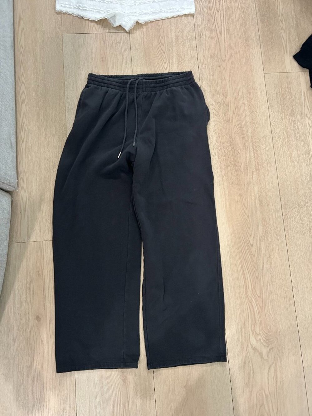 H&M Black Sweatpants Straight Leg